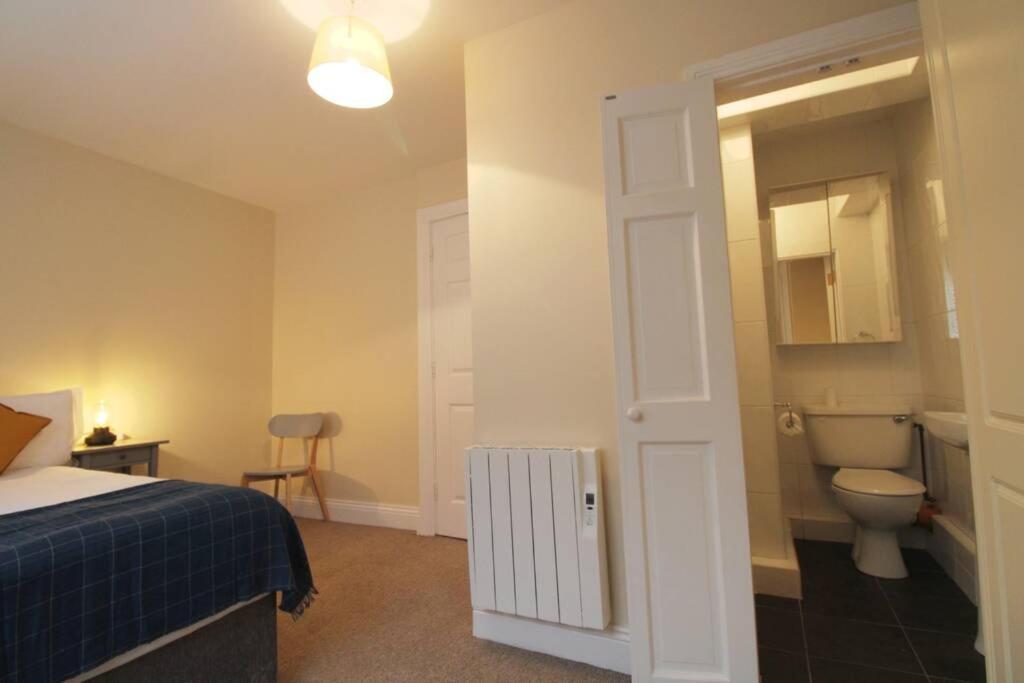 Large 3 Bed, Galway City Centre Lejlighed Eksteriør billede