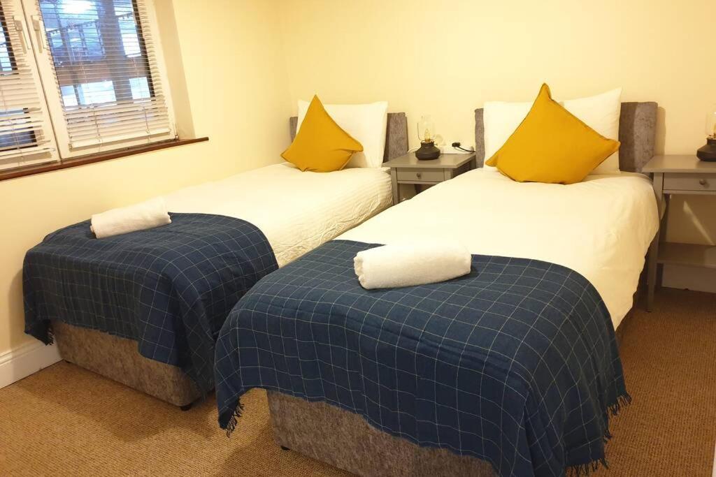 Large 3 Bed, Galway City Centre Lejlighed Eksteriør billede