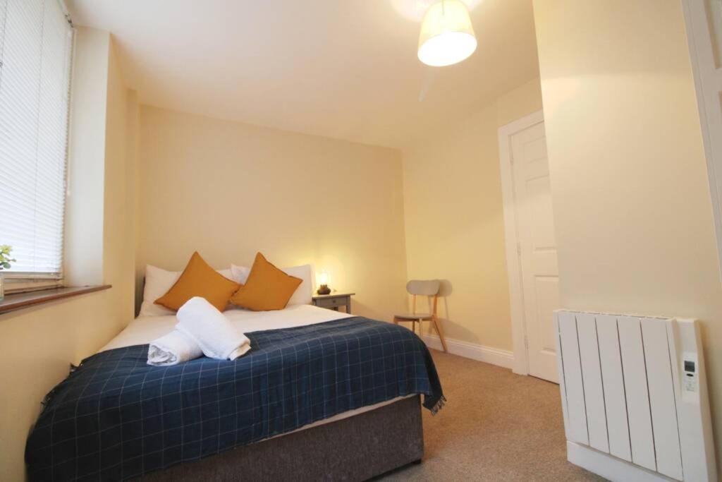 Large 3 Bed, Galway City Centre Lejlighed Eksteriør billede