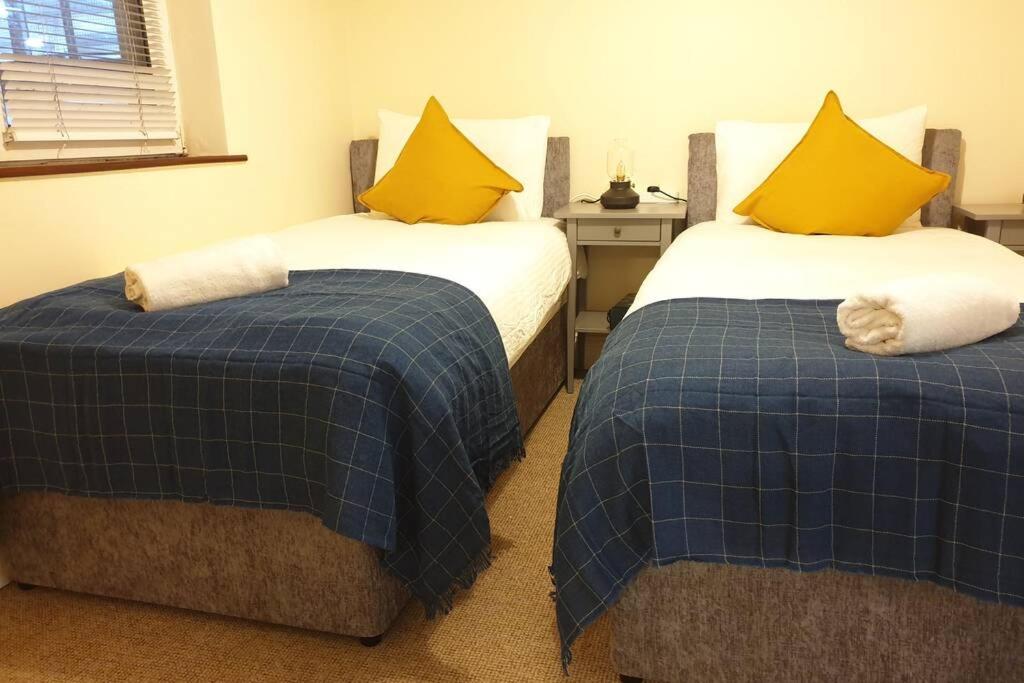 Large 3 Bed, Galway City Centre Lejlighed Eksteriør billede